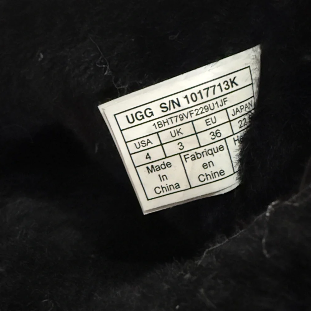 UGG Kids Black Fur-Lined Boots Size 4